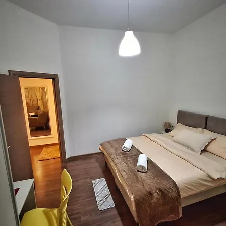Urban Vibe Apartment *